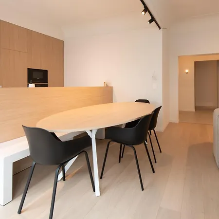 Deluxe 4 With Casino View At The And Free Parking