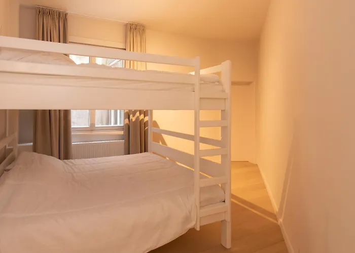 Deluxe 4 With Casino View At The And Free Parking Appartement